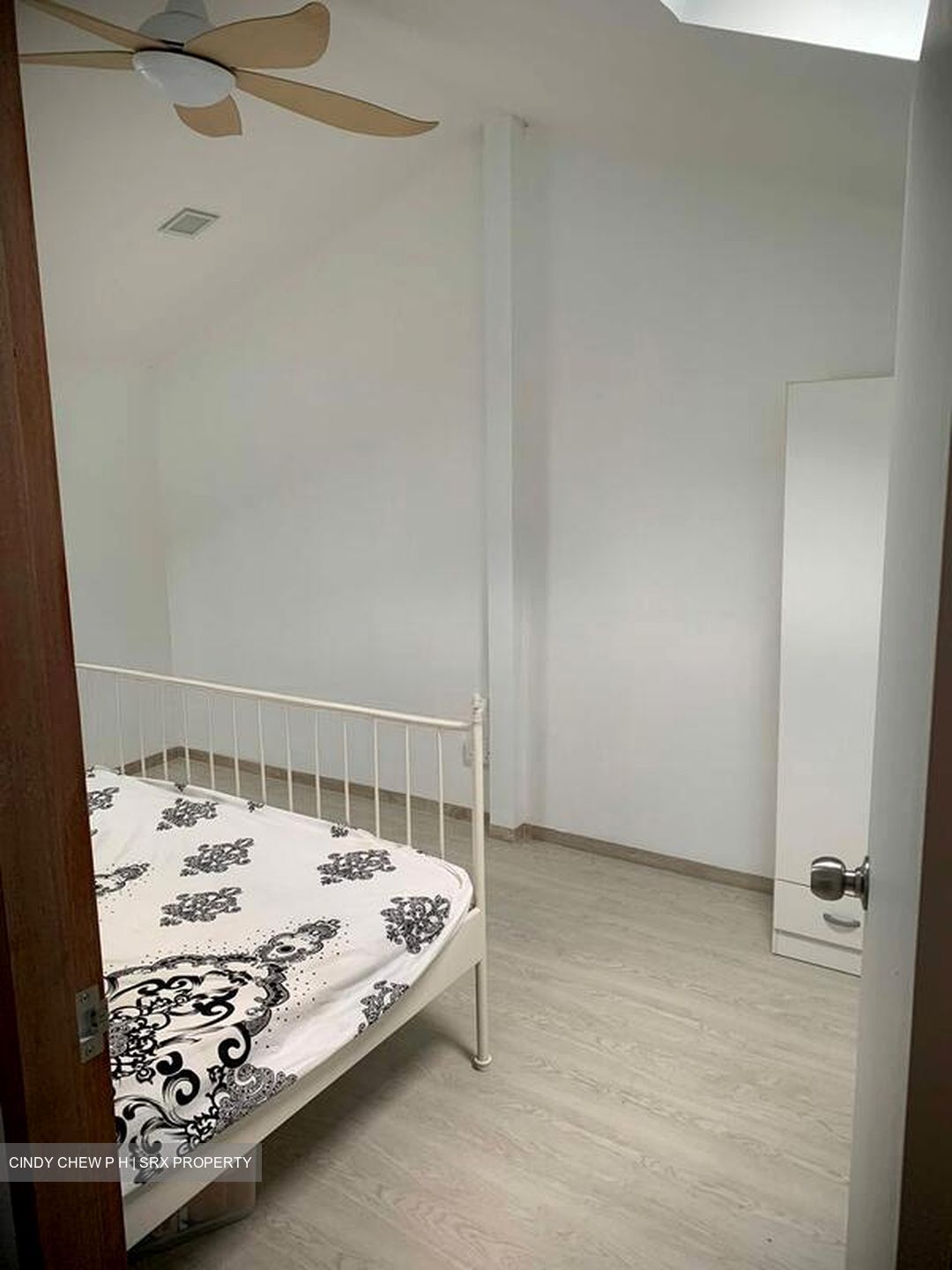 Fuyong Estate (D23), Terrace #498265461